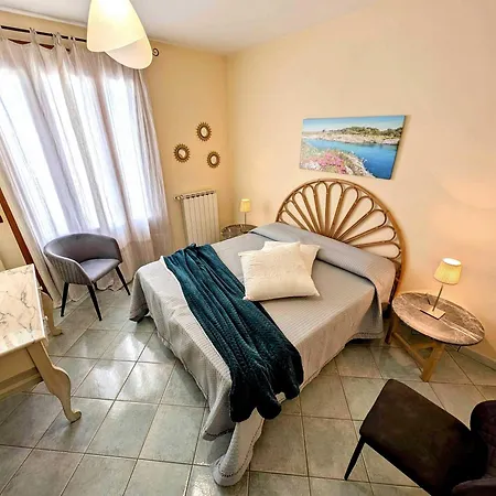 Bed And Breakfast Sole Del Salento By Salento Com Oda ve Kahvaltı Sanarica