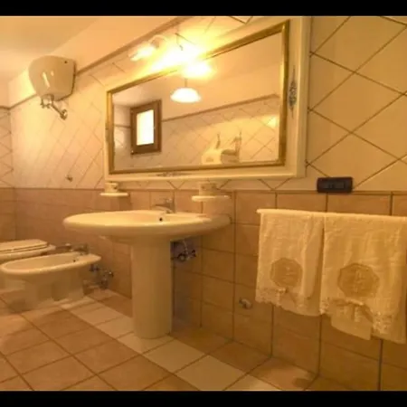 Bed And Breakfast Sole Del Salento By Salento Com Oda ve Kahvaltı Sanarica